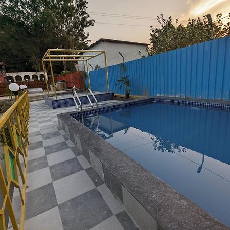 Blue Bell Homestay Lonavla Zewnętrze zdjęcie